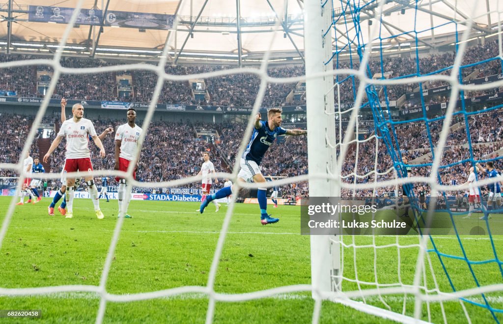 FC Schalke 04 v Hamburger SV - Bundesliga