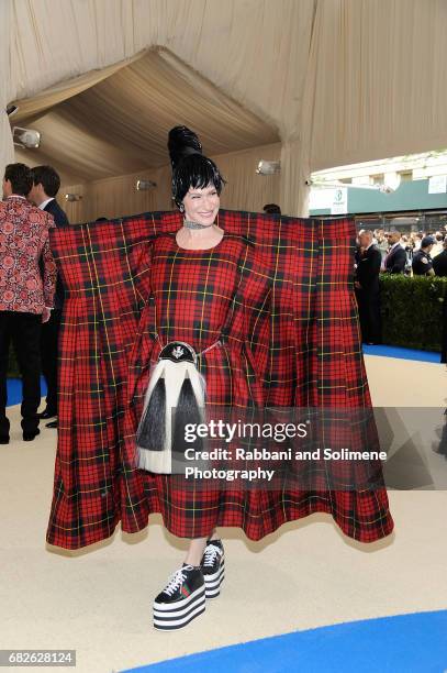 Julie Macklowe attends "Rei Kawakubo/Comme des Garcons: Art Of The In-Between" Costume Institute Gala - Arrivals at Metropolitan Museum of Art on May...