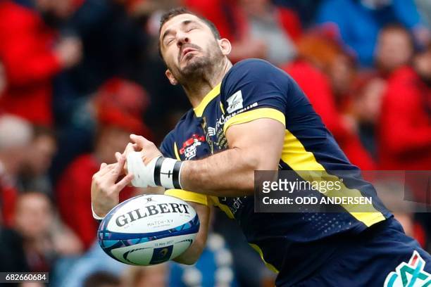 Clermont's South African full-back Scott Spedding fails to catch the ball during the rugby union European Champions Cup Final match between Saracens...