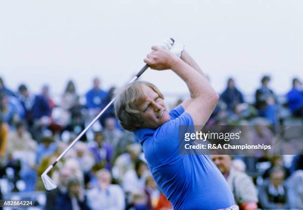 Jack Newton at the 1975 Open Championship at Carnoustie.