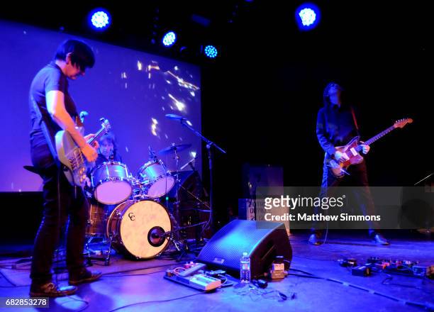 Deb Googe and Steve Shelley perform onstage with Thurston Moore at Teragram Ballroom on May 13, 2017 in Los Angeles, California.