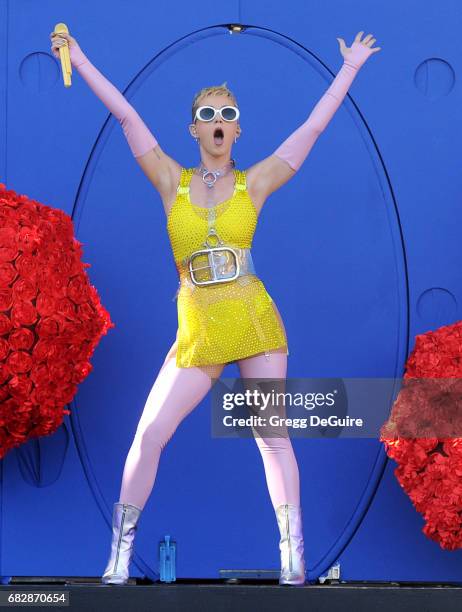 Singer Katy Perry performs at 102.7 KIIS FM's 2017 Wango Tango at StubHub Center on May 13, 2017 in Carson, California.