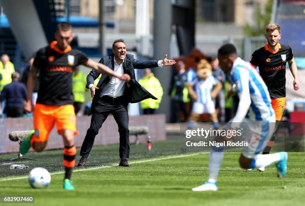 Carlos Carvalhal, Manager of Sheffield Wednesday gives his team instructions during the Sky Bet Championship Play Off Semi Final 1st leg match...