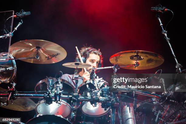 Linkin Park Drummer Photos And Premium High Res Pictures Getty Images linkin-park-drummer-photos-and-premium-high-res-pictures-getty-images