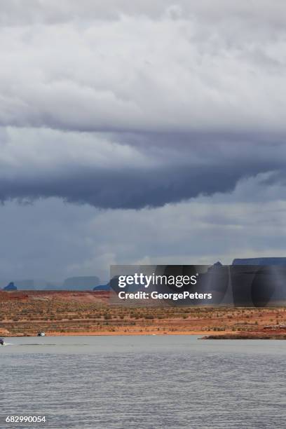 lake powell. arizona. - navajo sandstone formations stock pictures, royalty-free photos & images