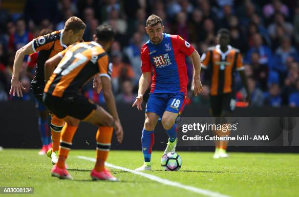 James McArthur of Crystal Palace during the Premier League match between Crystal Palace and Hull City at Selhurst Park on May 14, 2017 in London,...