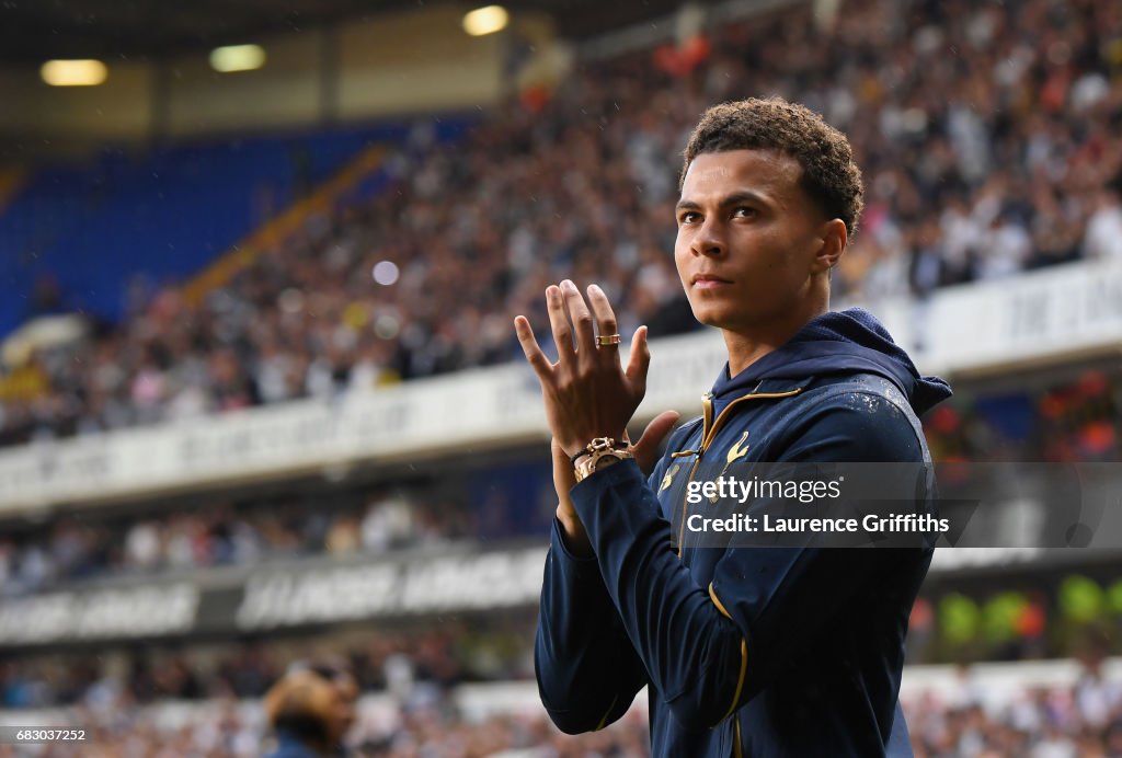 Tottenham Hotspur v Manchester United - Premier League