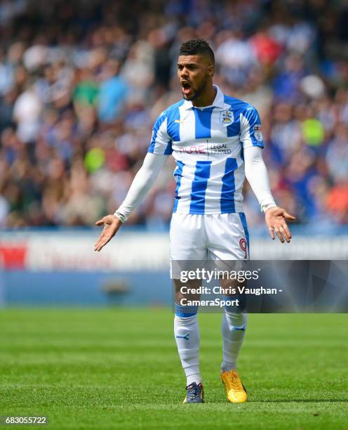 Huddersfield Town's Elias Kachunga during the Sky Bet Championship Play-Off Semi Final First Leg match between Huddersfield Town and Sheffield...