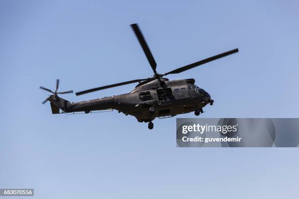 raf eurocopter sa-330 puma militaire helikopter - cougar helicopter stockfoto's en -beelden