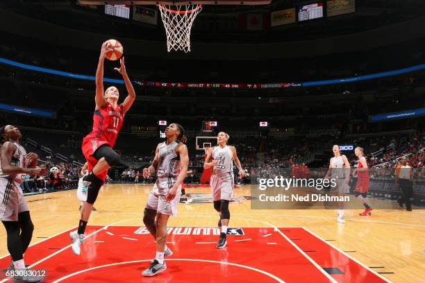 Elena Delle Donne of the Washington Mystics goes to the basket against the San Antonio Stars on May 14, 2017 at Verizon Center in Washington, DC....
