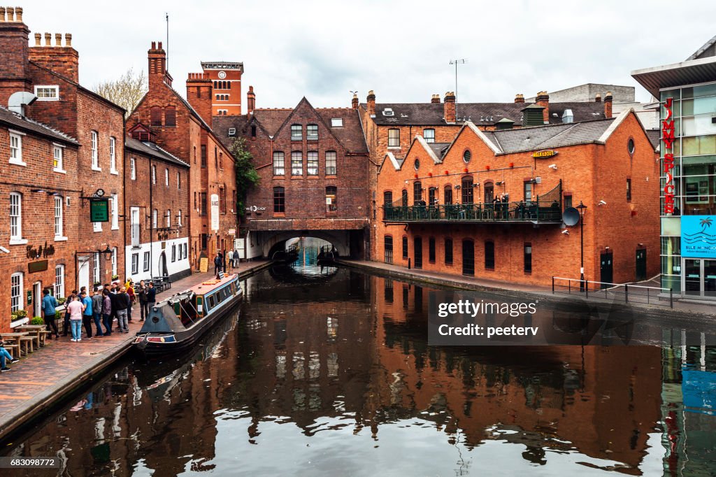 Gas Street Basin - Birmingham, UK