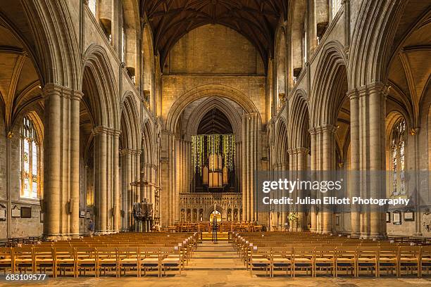 the nave of ripon cathedral. - ripon stock pictures, royalty-free photos & images