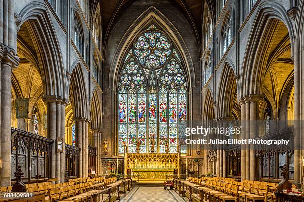 the choir of ripon cathedral. - cathedral stock pictures, royalty-free photos & images
