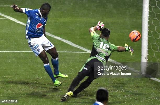 Duvier Riascos of Millonarios shoots to score a goal to Tigres FC during the match between Tigres and Millonarios as part of the Liga Aguila I 2017...