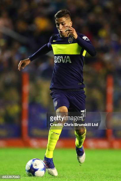 Rodrigo Bentancur of Boca Juniors in action during the Torneo Primera Division match between Boca Juniors and River Plate at Estadio Alberto J....