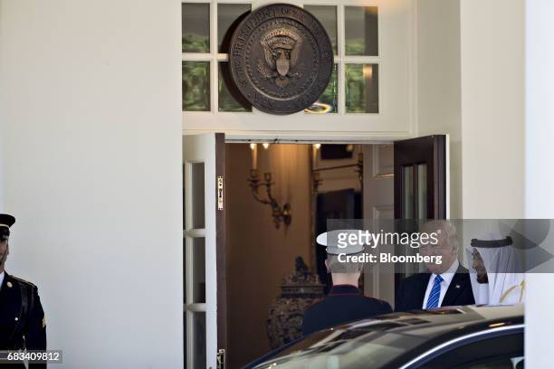 President Donald Trump, second right, greets Mohammed Bin Zayed Al Nahyan, crown prince of Abu Dhabi, right, at the West Wing of the White House in...