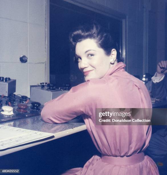 Entertainer Connie Francis records in the studio in circa 1959 in New York.