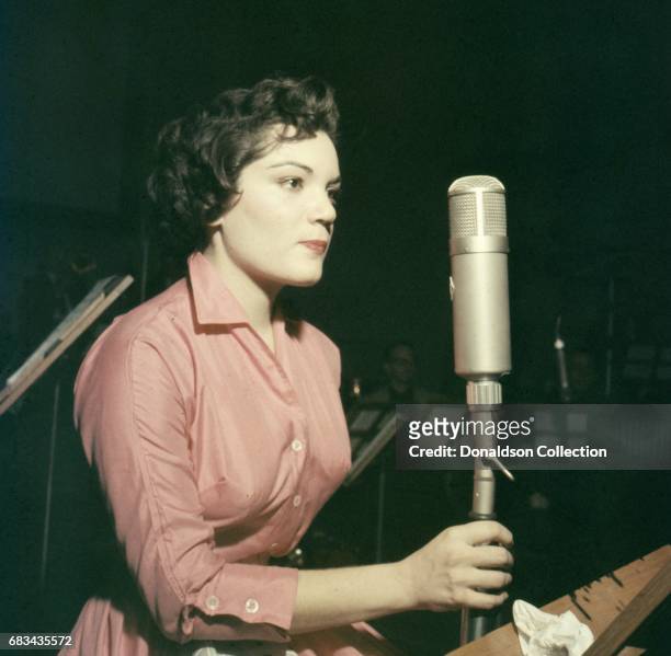 Entertainer Connie Francis records in the studio in circa 1959 in New York.