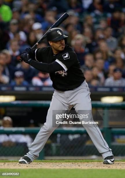 Geovany Soto of the Chicago White Sox bats against the Detroit Tigers at Comerica Park on April 28, 2017 in Detroit, Michigan.
