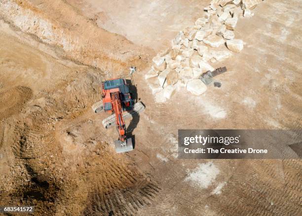 Digger Digging Rocks 2,632 Digger Aerial Stock Photos, High-Res Pictures, and Images - Getty ...