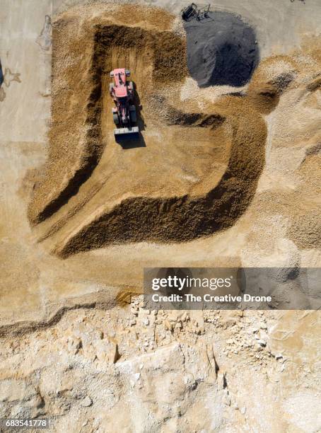 quarry site construction - bulldozer stock pictures, royalty-free photos & images