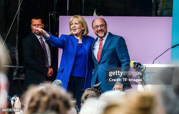 German Social Democrats lead candidate Hannelore Kraft and Martin Schulz, leader of the German Social Democrats looks on at the final SPD campaign...