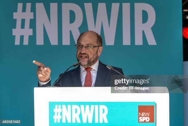 Martin Schulz, leader of the German Social Democrats speaks at the final SPD campaign rally in state elections in North Rhine-Westphalia on May 12,...