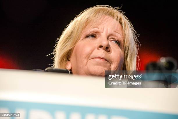 Hannelore Kraft, lead candidate of the German Social Democrats , speaks to supporters after the CDU won the North Rhine-Westphalia state election on...