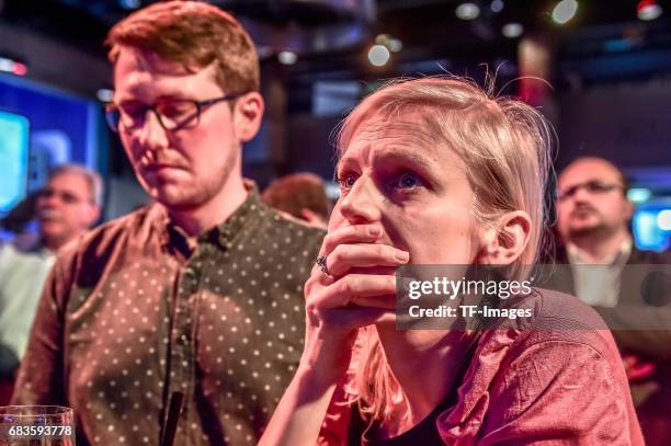 Supporters react after of Hannelore Kraft, lead candidate of the German Social Democrats , is beaten by Armin Laschet, the lead candidate of the...