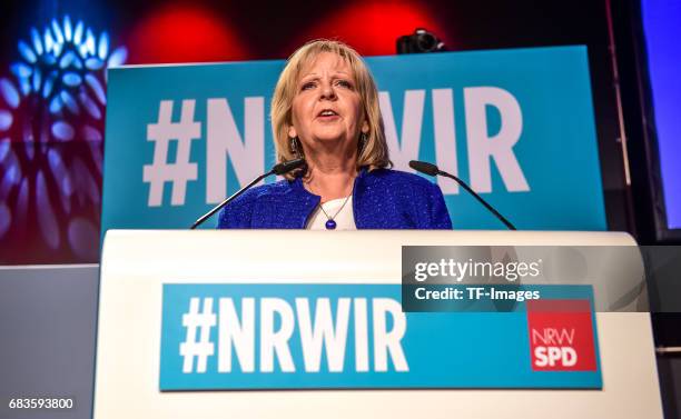 Hannelore Kraft, lead candidate of the German Social Democrats , speaks to supporters after the CDU won the North Rhine-Westphalia state election on...