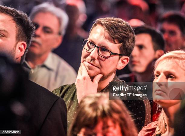 Supporters react after of Hannelore Kraft, lead candidate of the German Social Democrats , is beaten by Armin Laschet, the lead candidate of the...