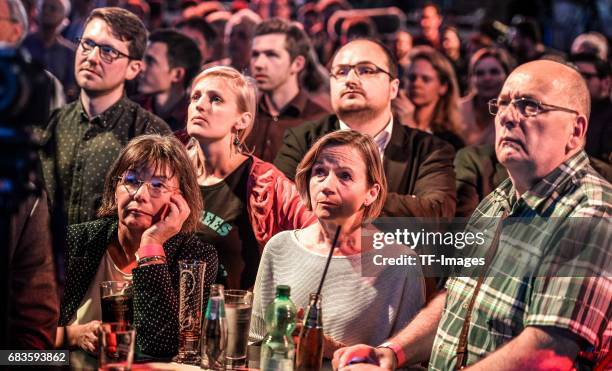 Supporters react after of Hannelore Kraft, lead candidate of the German Social Democrats , is beaten by Armin Laschet, the lead candidate of the...