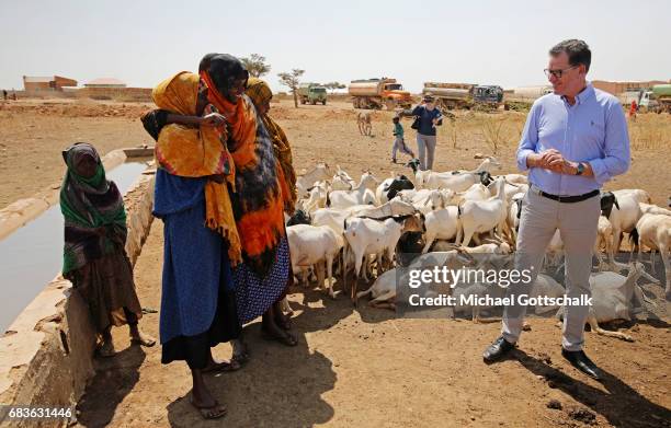 Kebri Dahar, Ethiopia Gerd Mueller, CSU, Federal Minister for Development, visits a village in the Somali region of Ethiopia, where Pastorale settled...