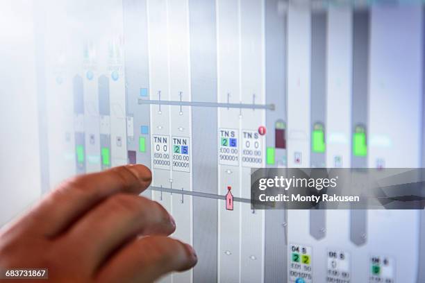 527 Toll Tracking Stock Photos, High-Res Pictures, and Images - Getty ...