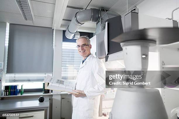 Meteorologist Study Photos and Premium High Res Pictures - Getty Images