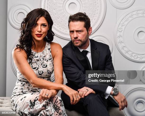 Cindy Sampson and Jason Priestly pose in the E-Talk Portrait Studio at the 2017 Canadian Screen Awards at the Sony Centre For Performing Arts on...