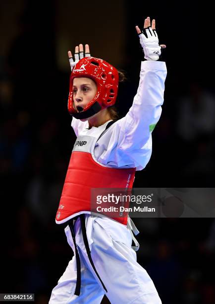 Rukiye Yildrim of Turkey celebrates victory over Dhean Farjin of Indonesia in the Womens Taekwondo -46kg Final during day five of Baku 2017 - 4th...