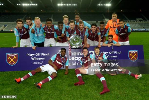 General view of West Ham United players celebrating following the Premier League 2 Play Off Final between Newcastle United and West Ham United at St....