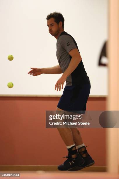 Andy Murray of Great Britain warms up ahead of his second round match against Fabio Fognini of Italy on Day Three of The Internazionali BNL d'Italia...
