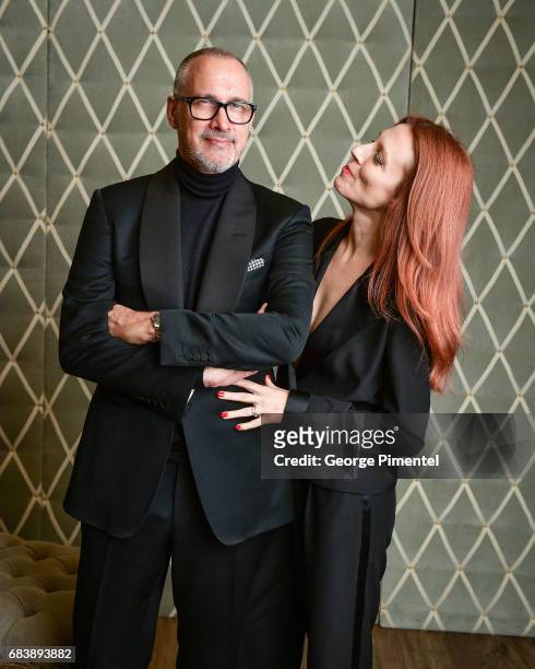 Edward Menicheschi and Jennifer Zuccarini pose in the 2017 Canadian Arts And Fashion Awards Portrait Studio at the Fairmont Royal York Hotel on April...
