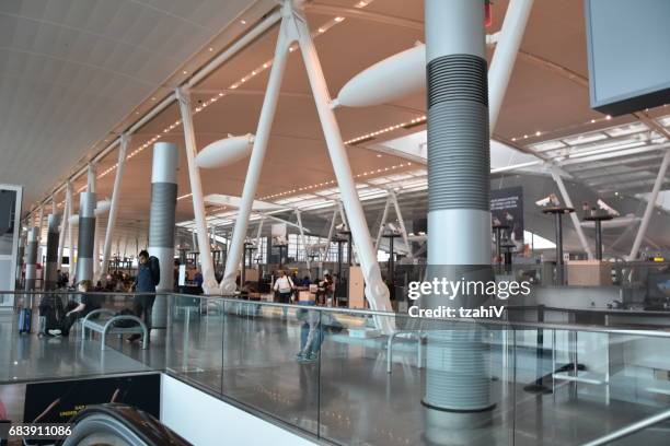 miami international airport security, usa - mia stock-fotos und bilder