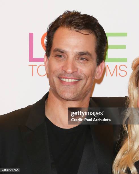 Actor Johnathon Schaech attends the 24th annual Race To Erase MS Gala at The Beverly Hilton Hotel on May 5, 2017 in Beverly Hills, California.