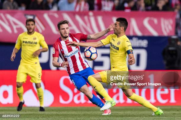 Bruno Soriano Llido of Villarreal CF in action during the La Liga match between Atletico de Madrid vs Villarreal CF at the Estadio Vicente Calderon...
