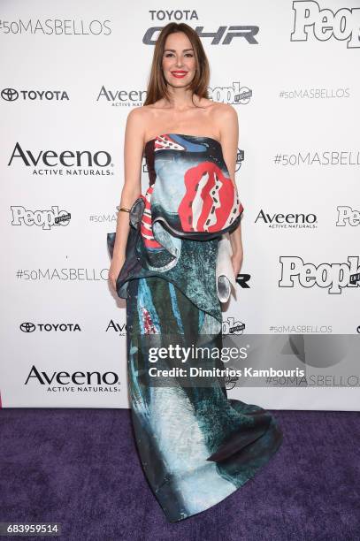 Carolina Parsons arrives at People en Espanol's 50 Most Beautiful Gala 2017 at Espace on May 16, 2017 in New York City.