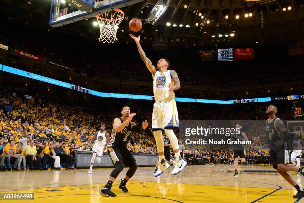 Matt Barnes of the Golden State Warriors shoots a lay up during the game against the San Antonio Spurs during Game Two of the Western Conference...
