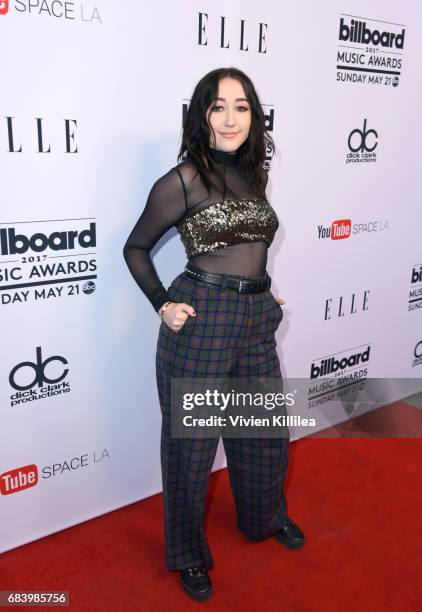 Singer Noah Cyrus attends the '2017 Billboard Music Awards' And ELLE Present Women In Music at YouTube Space LA on May 16, 2017 in Los Angeles,...