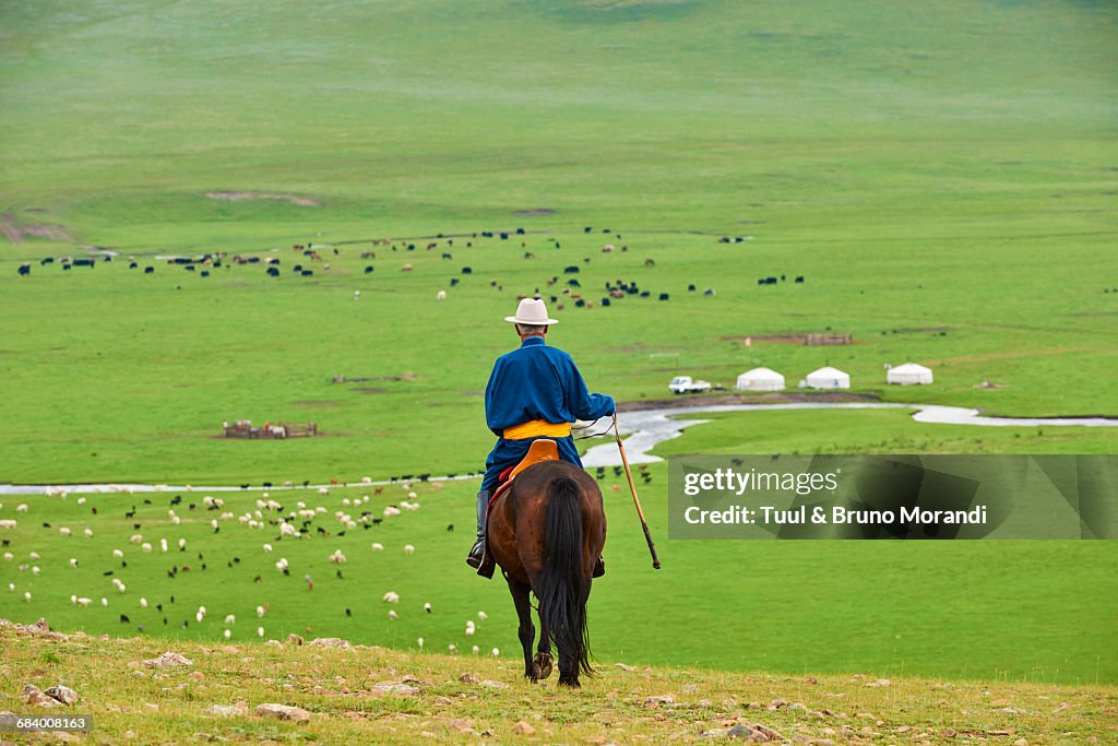 Mongolia, Arkhangai, Mongolian horserider