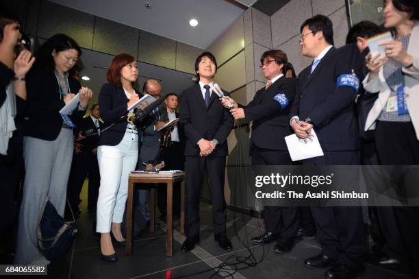 Kei Komuro Princess Mako's fiance-to-be speaks to media reporter at his workplace on May 17, 2017 in Tokyo, Japan. Shinichiro Yamamoto, grand steward...