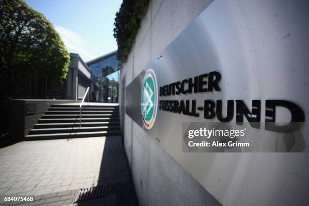 Dbfb Address Headquarters Dfb Photos and Premium High Res Pictures - Getty Images