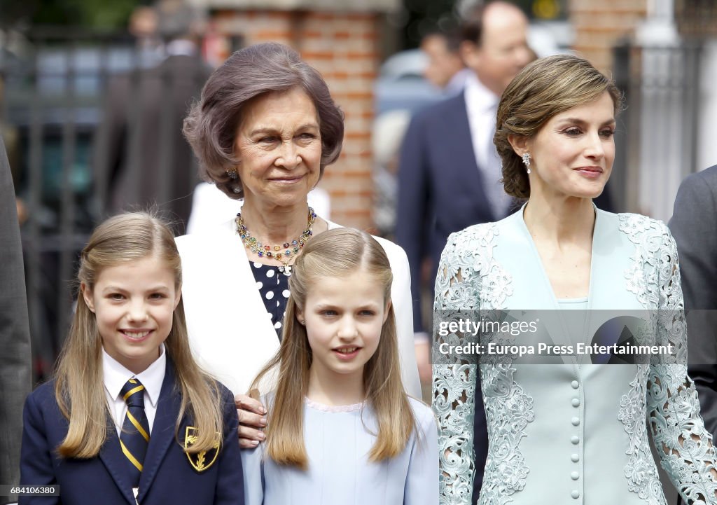 Spanish Royals Attend Their Daughter Sofia's First Communion